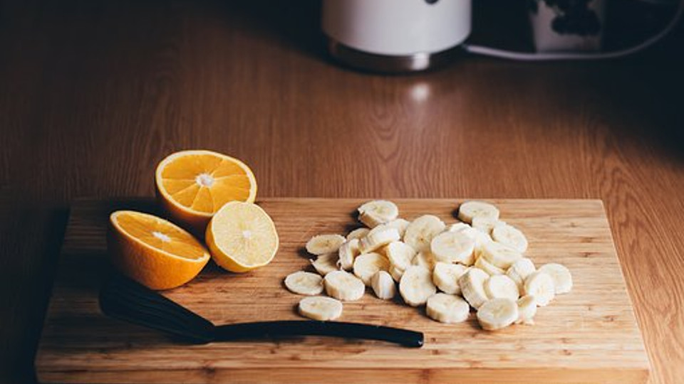 Апельсины и бананы для санди- основные ингредиенты для приготовления санди
