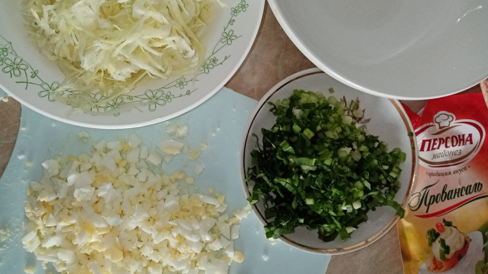 Ингредиенты для салата из черемши
